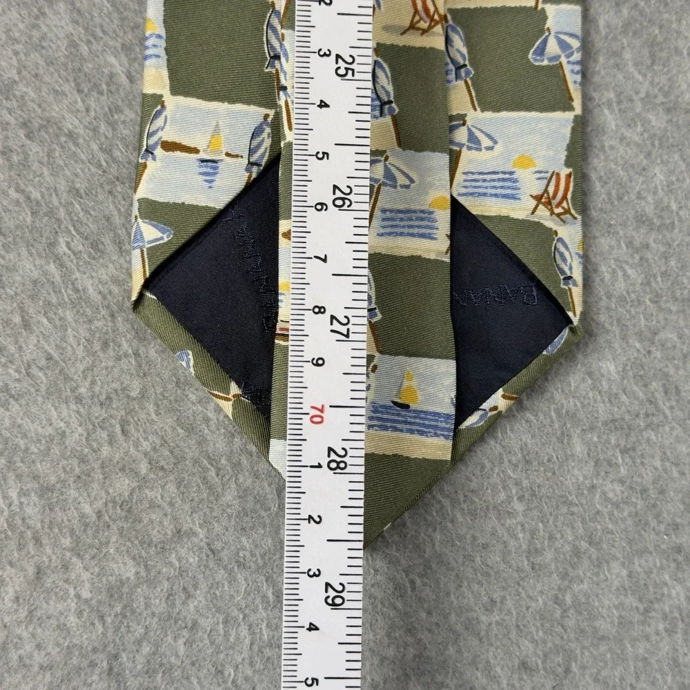 Vintage Banana Republic Silk Tie Made Italy Beach Sailboat Umbrella 57x3.75